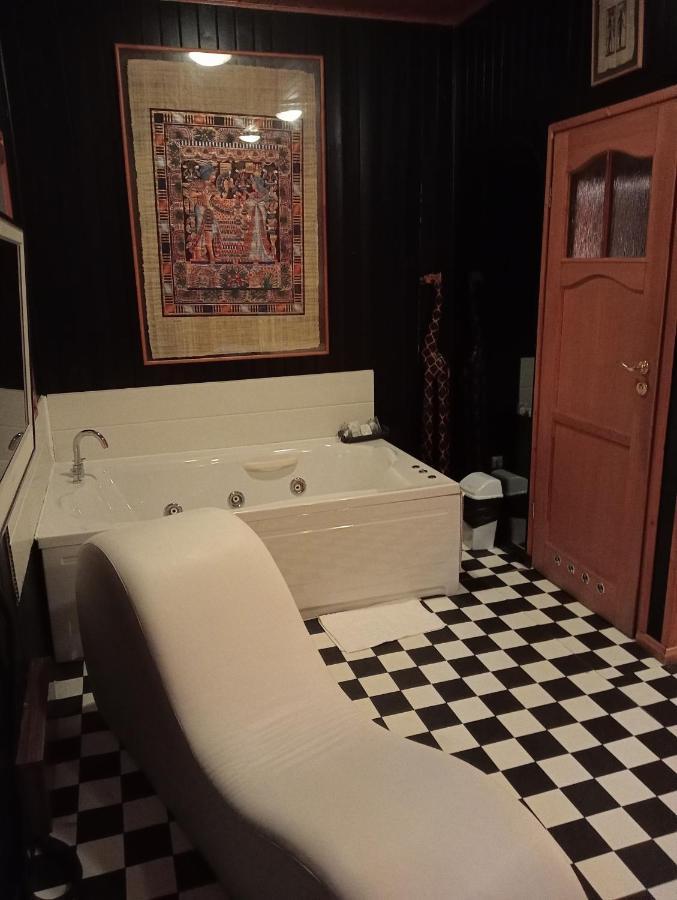ナバルカルネロ Tu Mansionゲストハウス エクステリア 写真